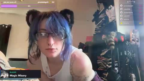 boywithbug online show from February 27, 6:25 pm