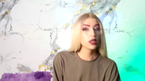 briana_white online show from March 13, 8:58 pm