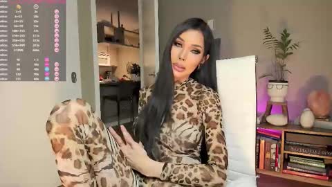 mamamoblue online show from November 24, 11:17 pm