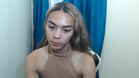 caitessa_bellemoir online show from March 28, 10:00 pm