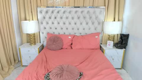 CandiceWilson online show from February 21, 8:50 am