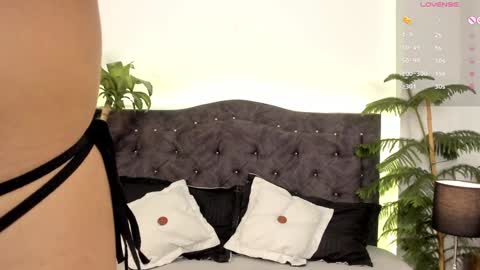 Snapshot of candy_canne__ chatting on December 11, 3:15 pm CamilaInstagram candy canne  Pvt open online show from December 11, 3:15 pm