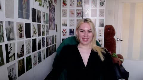 Capricious Scorpio Afa online show from April 9, 4:24 pm