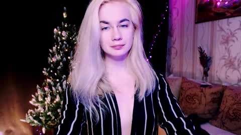 Carin online show from December 22, 9:52 pm