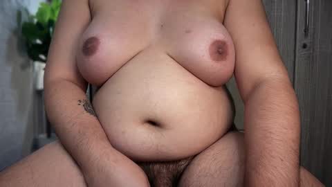 NO FREE HERE IF YOUR BROKE DONT STAY HERE online show from November 11, 9:16 pm