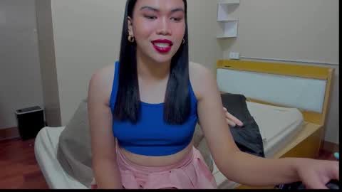 celestinaxisabella online show from February 26, 1:32 am