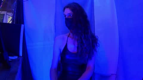 charly dest online show from January 7, 6:00 pm