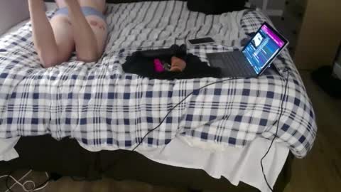 Madion Bambi online show from September 10, 2:43 am