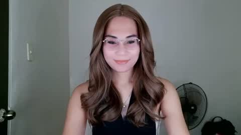 chelly4u69 online show from July 20, 10:01 pm