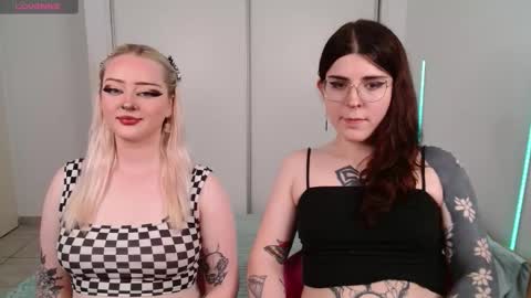 Chloe and Natalya online show from November 22, 8:11 pm