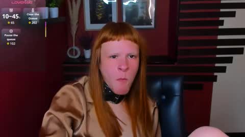 Chloe online show from January 5, 5:27 pm