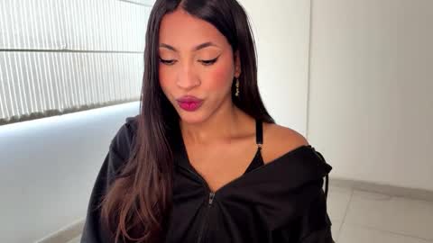 Clara  online show from February 22, 3:58 pm