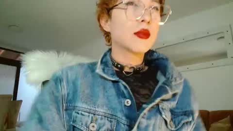 conny online show from April 4, 4:54 am