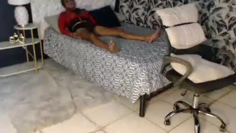 creamycumdoll10 online show from April 10, 7:25 am