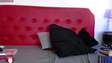 cristian hot9 online show from September 25, 5:31 pm