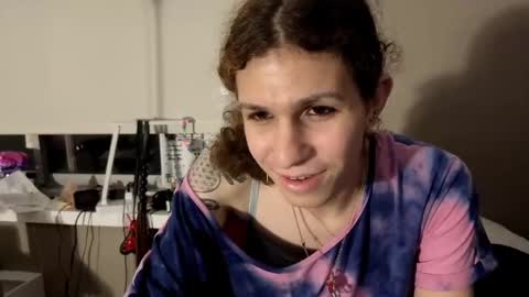 cuddleavenue online show from November 3, 2:32 am