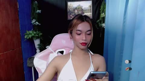 Ayahs Cum online show from February 5, 3:39 pm