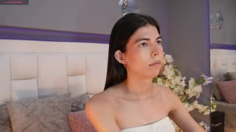 CuteArii online show from April 4, 8:07 pm