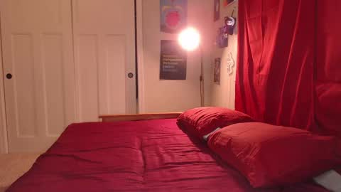 Dahlia online show from April 12, 9:40 pm