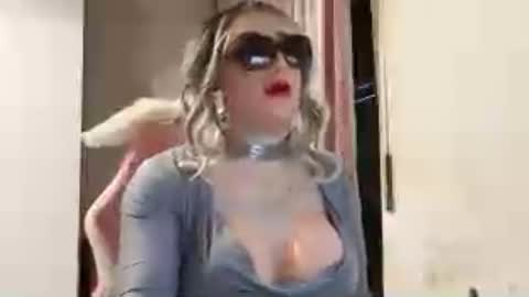 danastone_livingdoll online show from June 13, 8:25 am