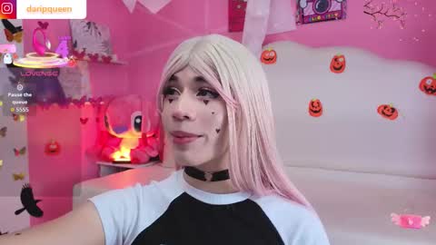 Snapshot of daripqueen chatting on October 22, 3:03 pm DaripQueen online show from October 22, 3:03 pm