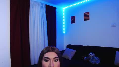 dashly_queen1 online show from April 10, 8:03 pm