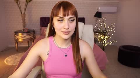 DawnGwin      Sasha online show from April 11, 1:04 pm