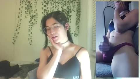 deciduousdoll online show from November 29, 6:48 am