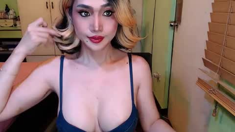 Mercedes online show from March 10, 2:17 am