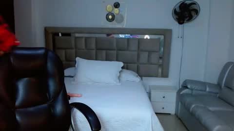 diablitaxxxox online show from May 12, 1:14 am