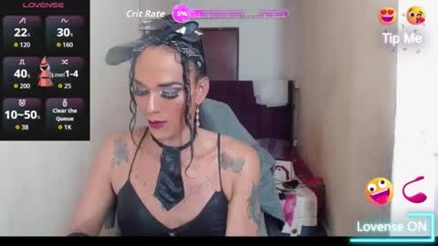 diosa_v_ online show from October 13, 7:47 pm