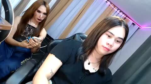 Stacy DONT FORGET TO FOLLOW ME AND THUMBS UP my wife samgrg2 online show from February 7, 6:24 pm