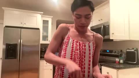 Dynasty online show from November 16, 10:20 pm