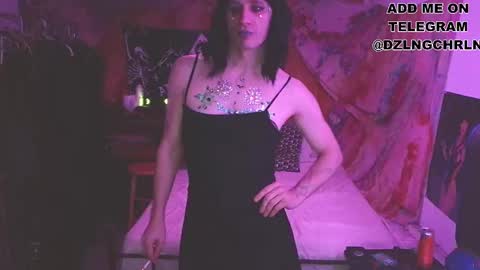 dzlngcharleen online show from September 10, 8:35 am