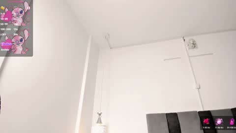 eileenn tanihara online show from February 17, 8:09 am