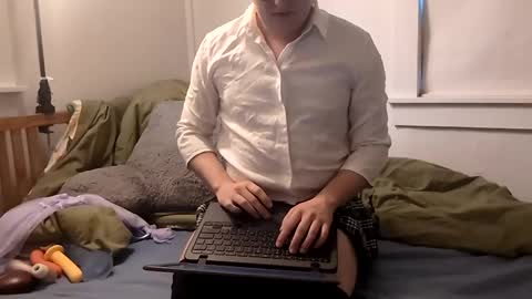 Elias online show from September 14, 9:08 pm