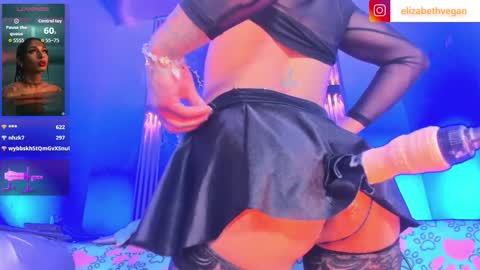 Snapshot of elizabeth_vega chatting on October 11, 5:10 am Elizabeth online show from October 11, 5:10 am