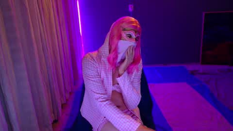 ElowenStarshade online show from September 10, 8:19 pm