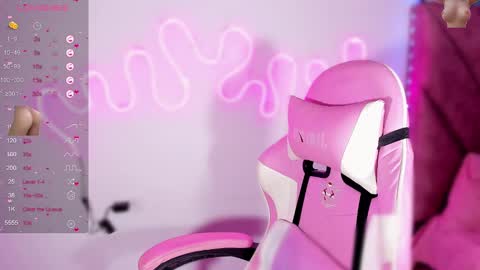 ely_w1 online show from September 24, 8:15 pm