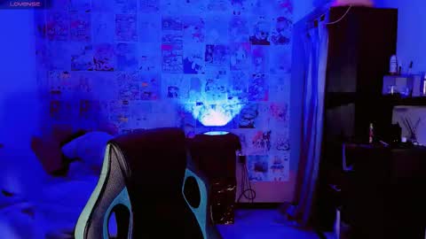 Emely Rous online show from October 19, 10:18 am