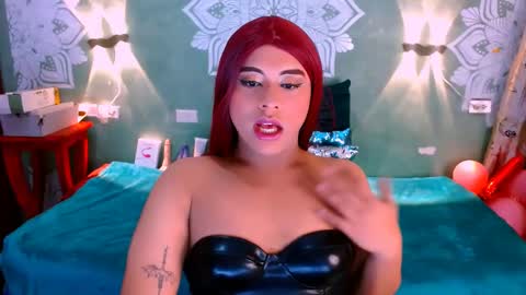 Emili roux online show from February 18, 12:28 pm