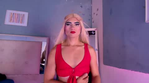 emily_castillo1_ online show from July 12, 5:44 am