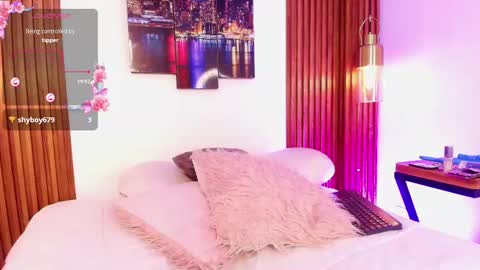 Emily. online show from September 14, 7:24 am