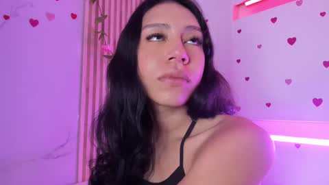 emmaclark_1 online show from September 9, 9:57 pm