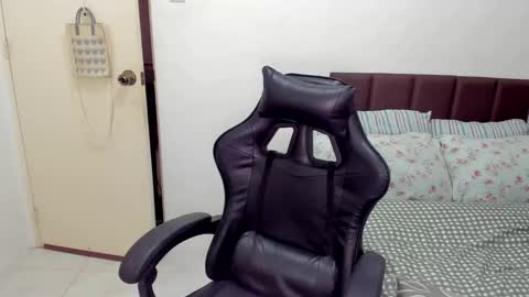 SweetGirlEmma online show from September 26, 8:00 am