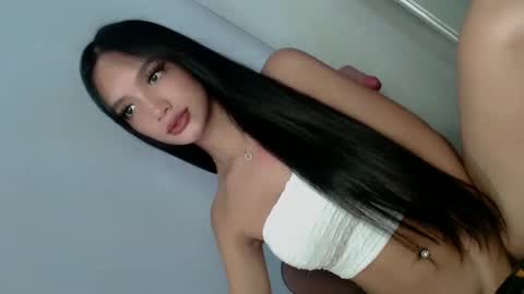 Elisa online show from January 4, 5:48 am