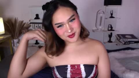 Queen Eva Mazikeen online show from January 17, 7:27 am