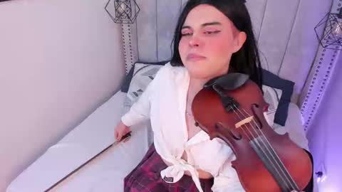 evelynn smith online show from December 12, 1:06 pm