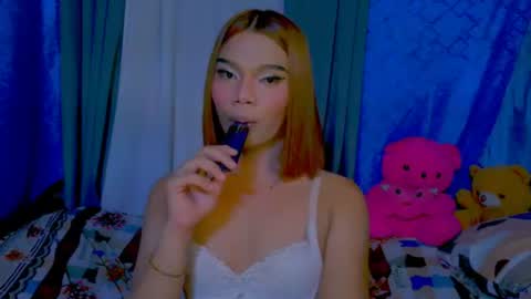 I DO EVERTHING U WANT BECAUSE IM EXTREME LIAN online show from June 16, 1:35 pm