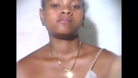 falielyse online show from November 16, 3:44 pm